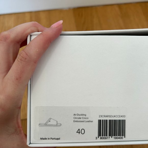 NWT By Far Ari Slip-on Slides Duckling Circular Croco Embossed Leather in Yellow - Picture 3 of 14